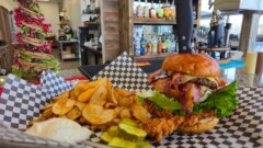Lake Vibez's "Barnyard Stax" Burger Challenge