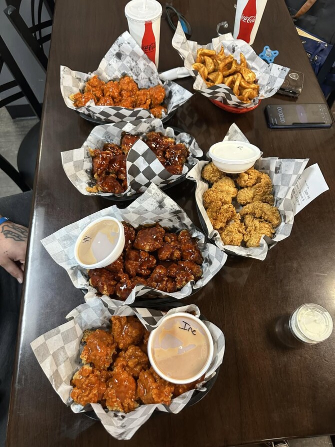 Mo Wings's 50 Chicken Wing Challenge