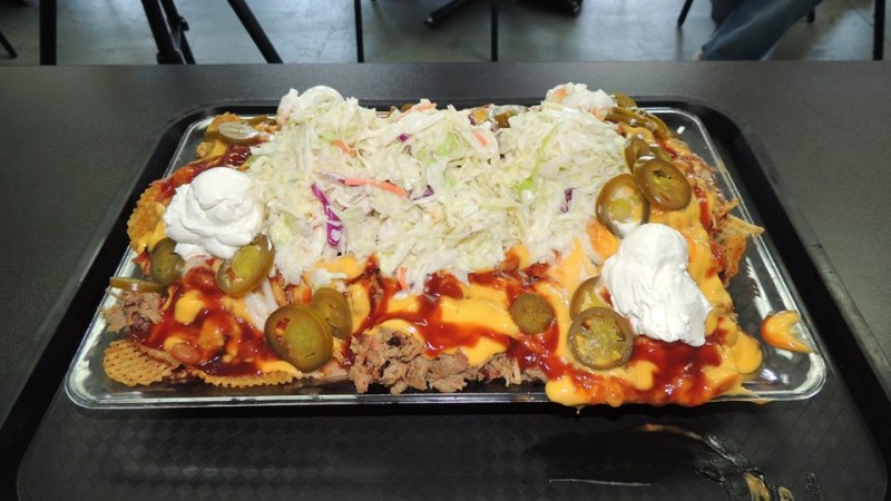 589-j-mack-bbqs-ultimate-nachos-challenge