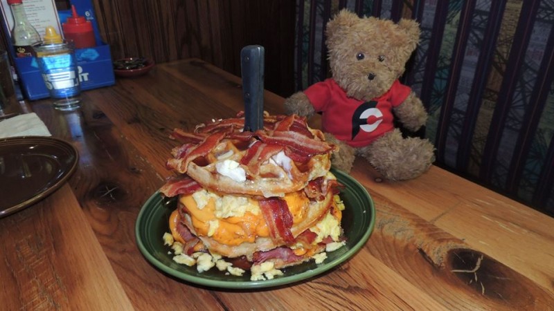 595-cherry-street-pub-breakfast-challenge