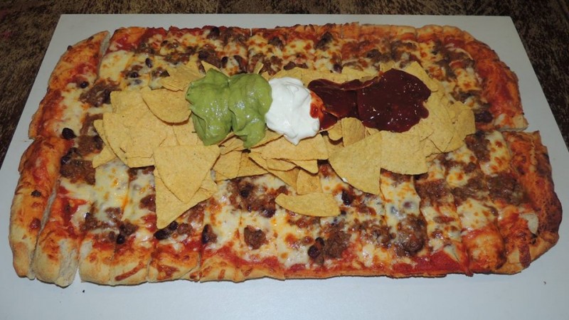 623-brewhouse-chilli-con-carnival-pizza-challenge