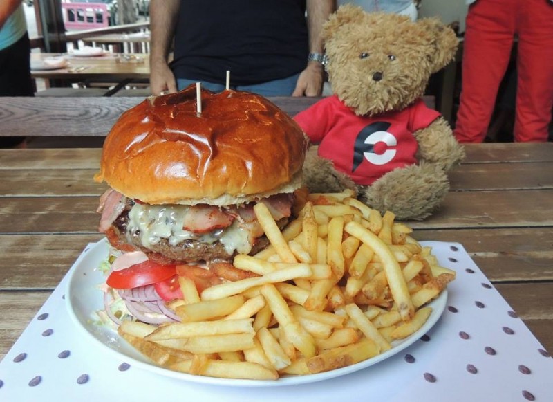 647-guilty-by-olivier-super-guilty-burger-challenge