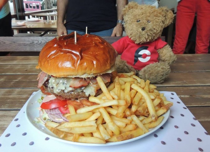 Guilty by Olivier Super Guilty Burger Challenge