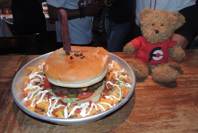 Claw BBQ 5lb Beast Burger Challenge Dubai