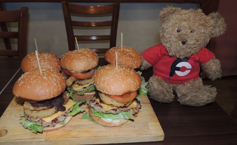 665-kalamazoo-petaling-jaya-burger-challenge-malaysia