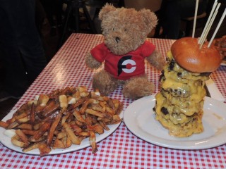 #684 Bard's Bardzilla Burger Challenge