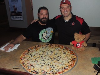 #686 Gusano's Joplin 30 inch Pizza Challenge
