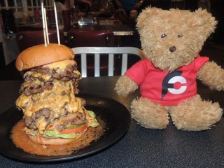 #693 Cool Cat Cafe's 808 Burger Challenge