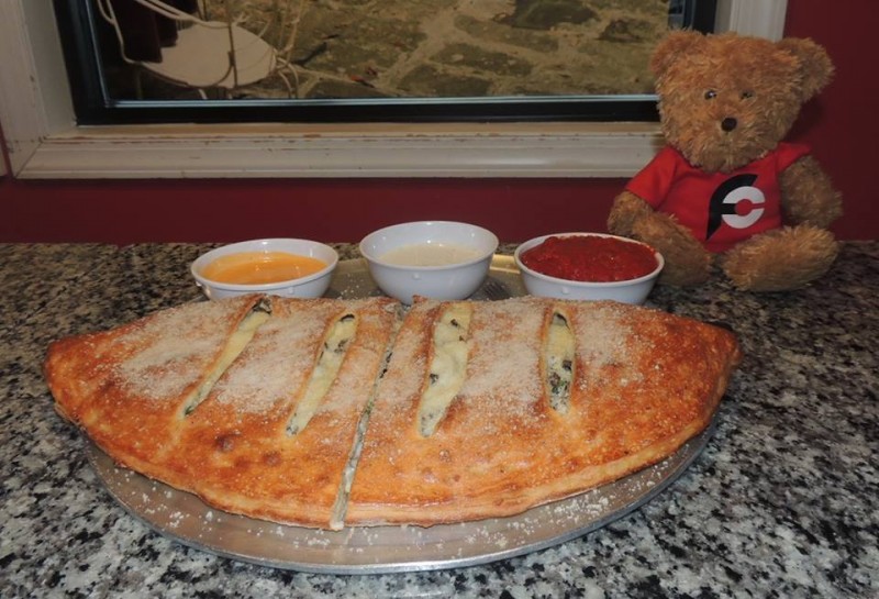 701-tre-ragazzis-colossal-calzone-challenge-2