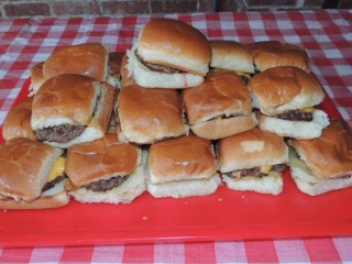 #725 Slider's 24 Burger Sliders Challenge Springfield