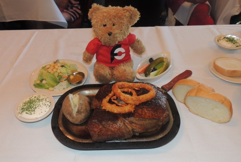 733-saylers-72oz-steak-challenge-portland