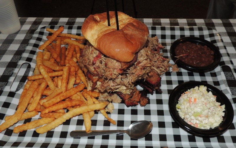 760-hub-city-hat-trick-bbq-sandwich-challenge