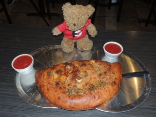 #811 Cafe Panuzzo's 5lb Monster Calzone Challenge Oviedo