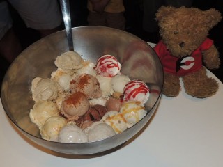 #817 Revolution Ice Cream's Anarchy Sundae Challenge FL