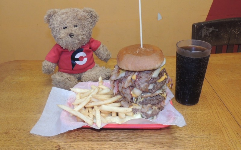 867-other-one-diner-fatman-burger-record-challenge