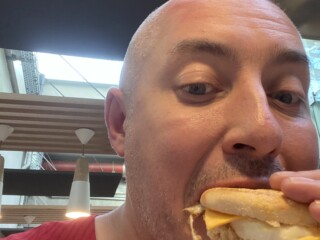 D544E978-3924-4AB6-9BC2-8C75F38DE56D