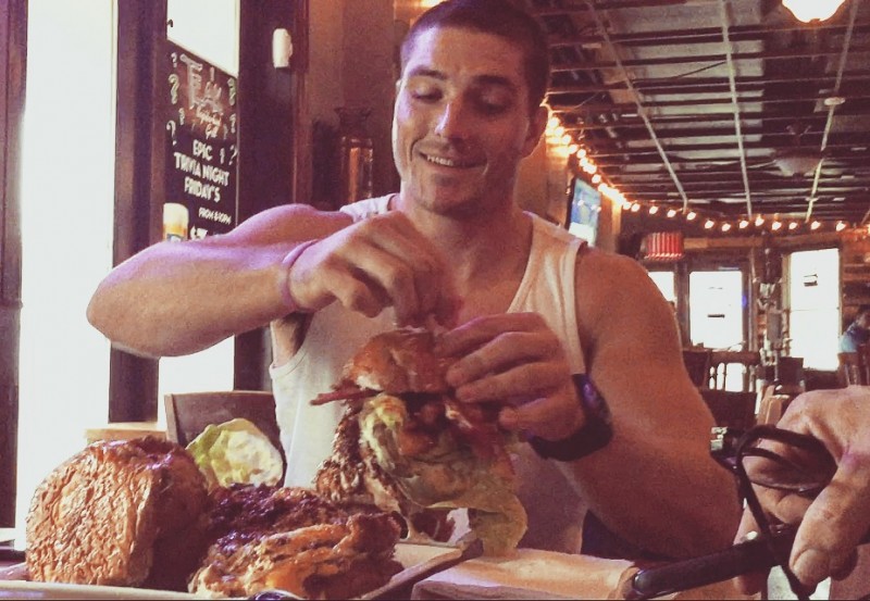 twin-teak-towers-burger-challenge-2